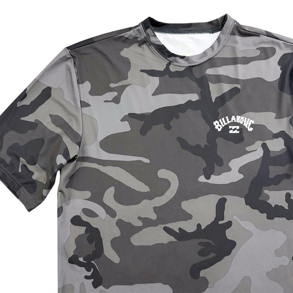 Billabong Other - Billabong UV Surf Men's Camo Gray Shirt Medium
